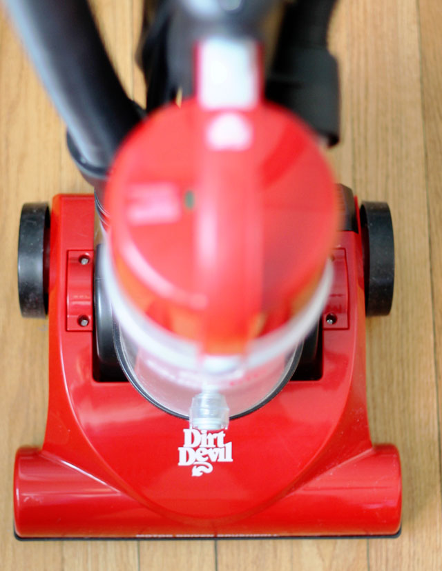 Dirt Devil Cyclonic Review