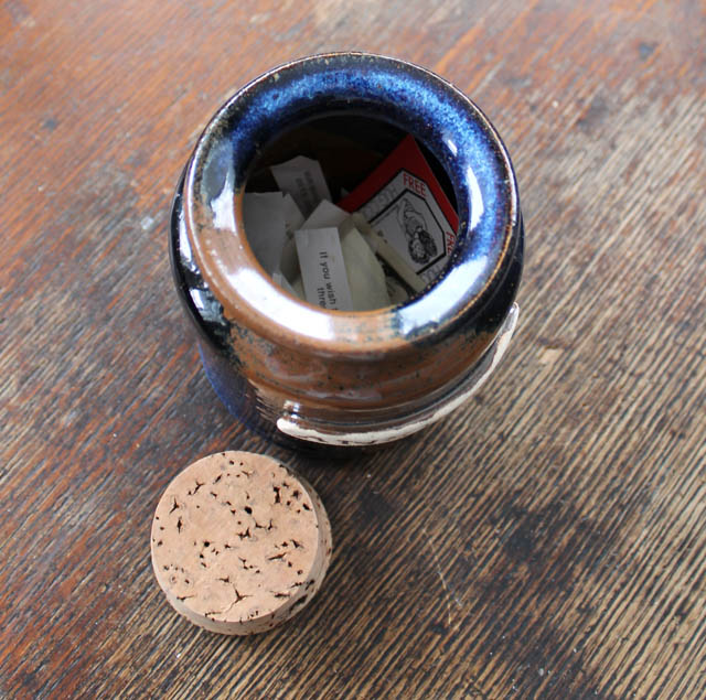 022514-answer-jar04