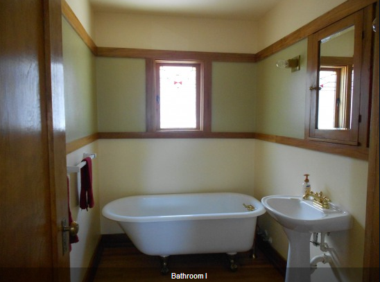 American System Built Home by Frank Lloyd Wright vintage style bathroom