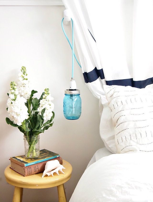 DIY Mason Jar Lamp