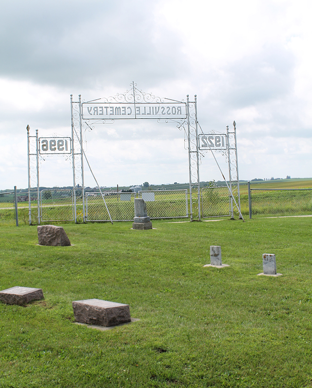 Pioneer Cemetery: Rossville, Iowa | This American House