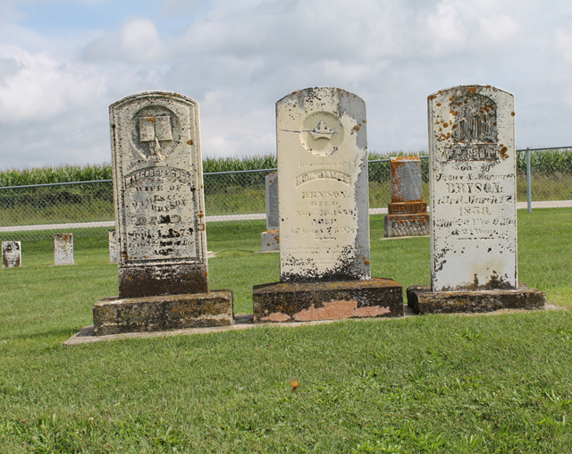 Pioneer Cemetery: Rossville, Iowa | This American House