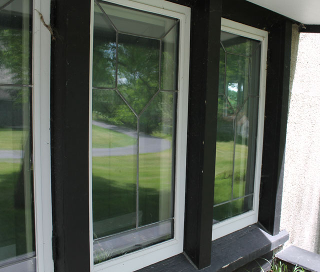 Zinc Glass Windows in the Delbert Meier House | This American House