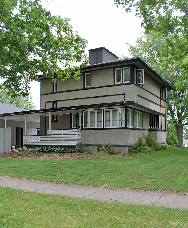 Before & After: A Summer's Worth of Landscaping