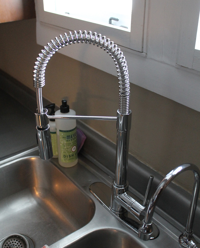 New Kitchen Faucet Installed