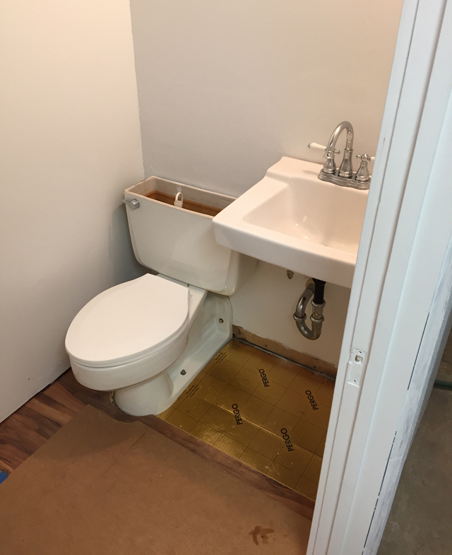 080716-bathroom10